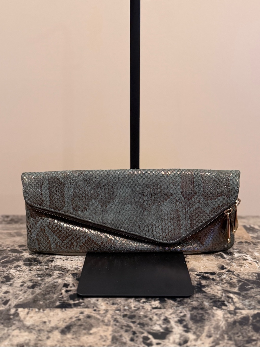 Henri Bendel Metallic Snakeskin Convertible Clutch / Shoulder Bag - Picture 2 of 15